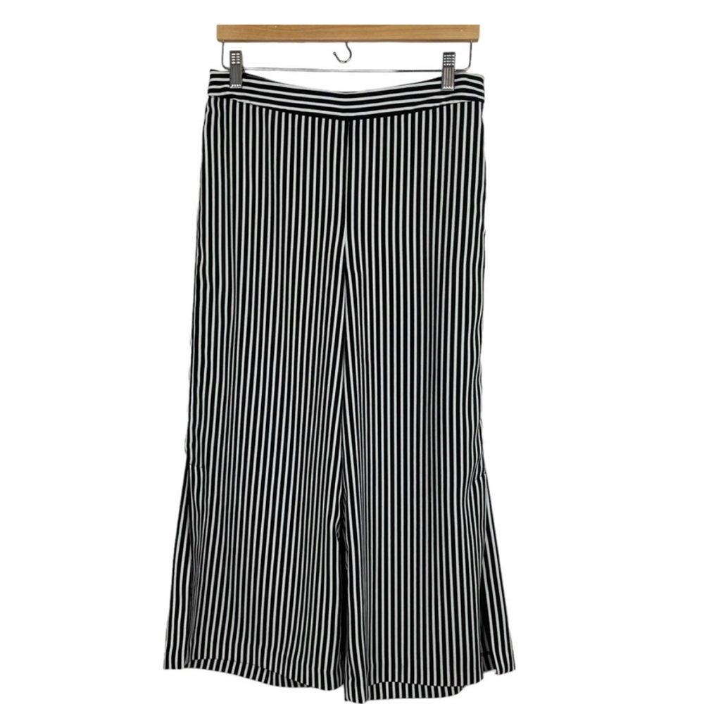 Cynthia Rowley Black and White Striped Gaucho pants with slits